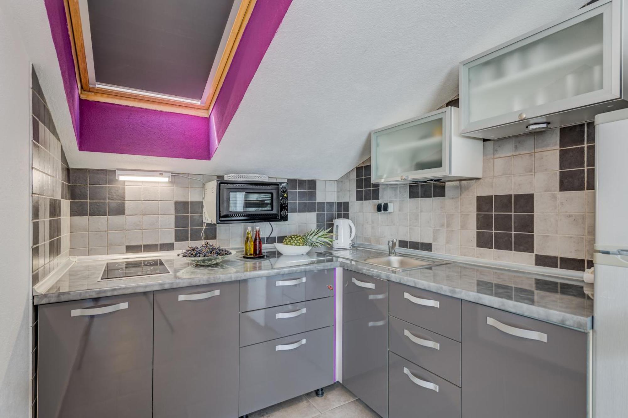 Appartement Deepwater House à Slatine Extérieur photo